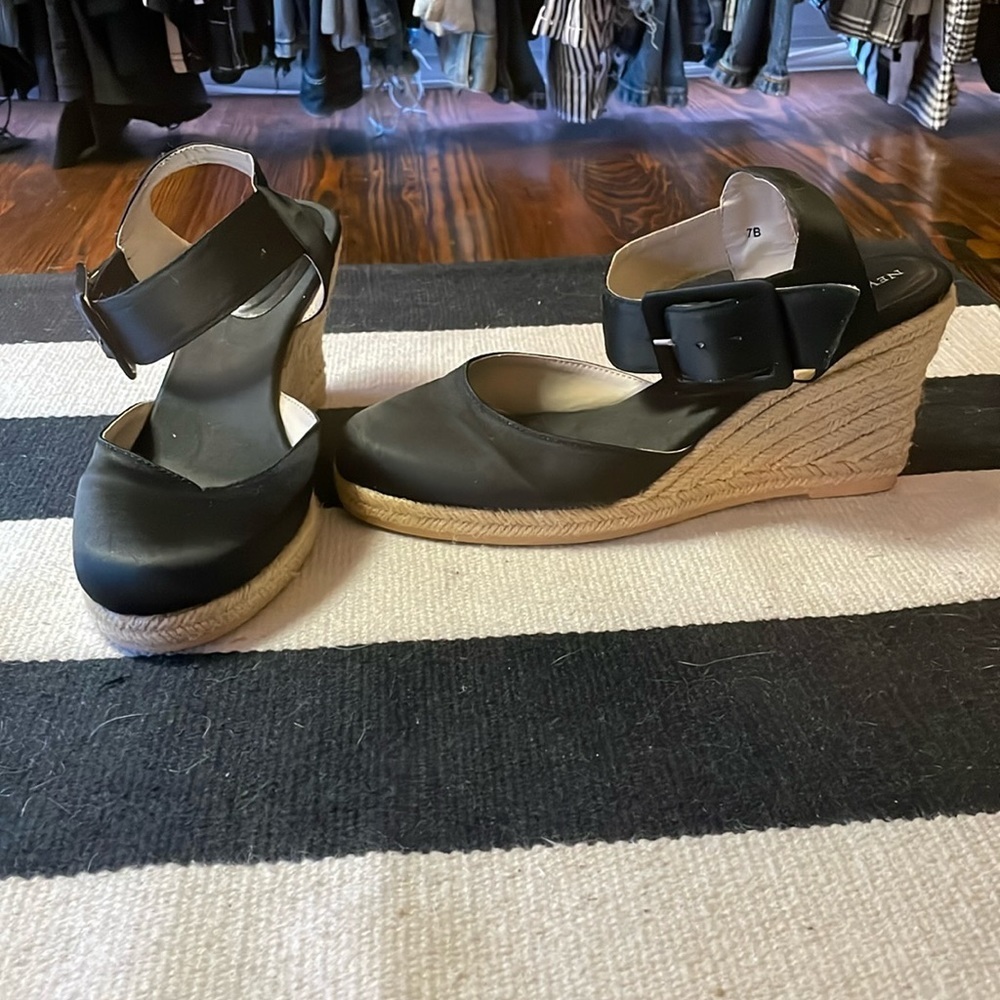 Newport News Satin Espadrilles VINTAGE! Size 7​​​